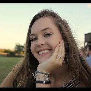 Meet your Posher, Myka